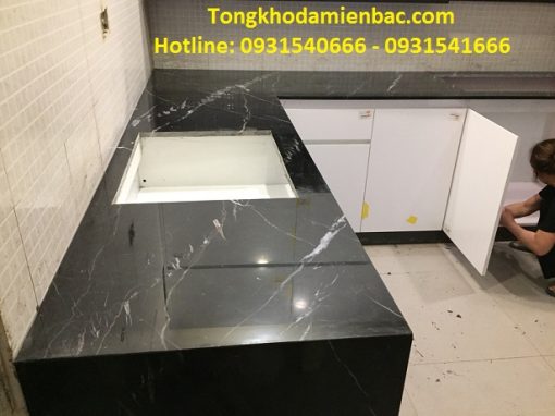 Đá ốp bếp màu đen