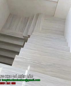 Mẫu cầu thang vân gỗ oman chất liệu Marble