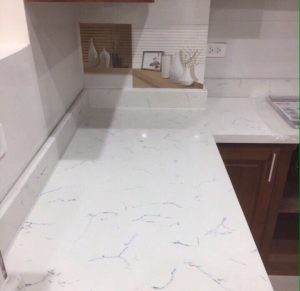 đá ốp mặt bàn bếp