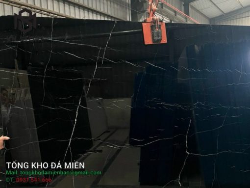 Đá cầu thang marquina black