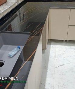 Đá ốp bếp nung kết Sahara Noir