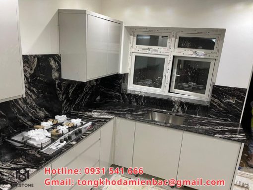 Đá bàn bếp Black Forest granite Ấn Độ
