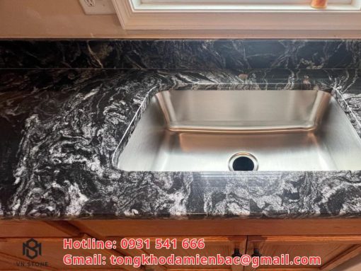 Đá bàn bếp Black Forest granite Ấn Độ