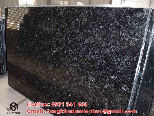 Đá bàn bếp granite Volga Blue