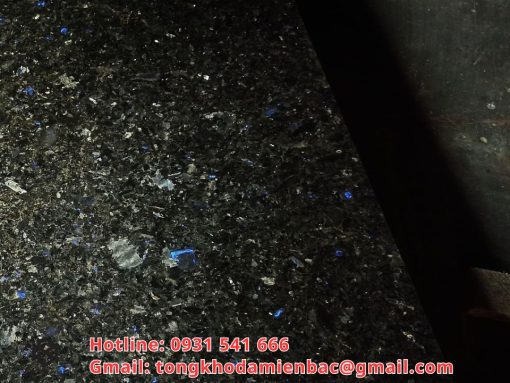 Đá bàn bếp granite Volga Blue