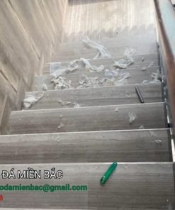 Đá cẩm thạch vân xám gỗ ốp cầu thang