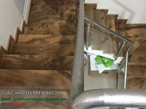 ​Đá cầu thang chống trơn trượt cho gia đình có trẻ nhỏ​